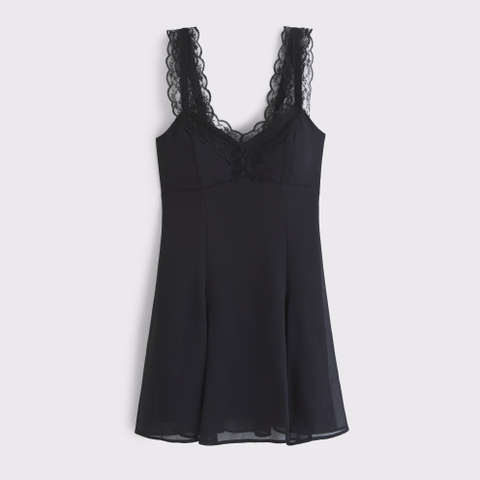 Женские платья Abercrombie & Fitch Bra-Free Lace-Trim Button-Through Mini Dress