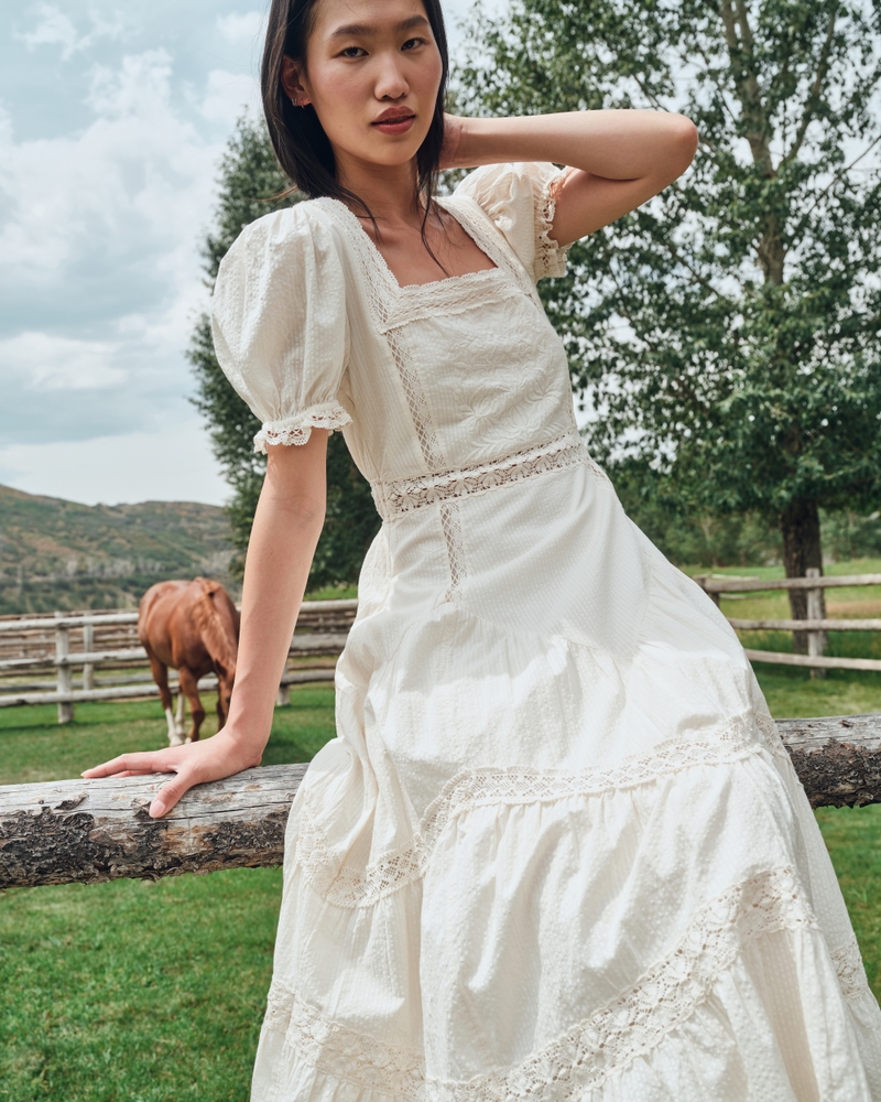 Puff Sleeve Lace-Pieced Maxi Dress