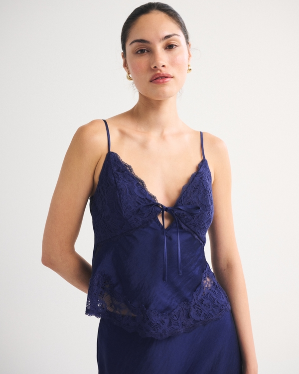 abercrombie&amp;fitch  レース トップス Abercrombie & Fitch The A&F Zoe Bra-Free Lace Top | MainPlace Mall