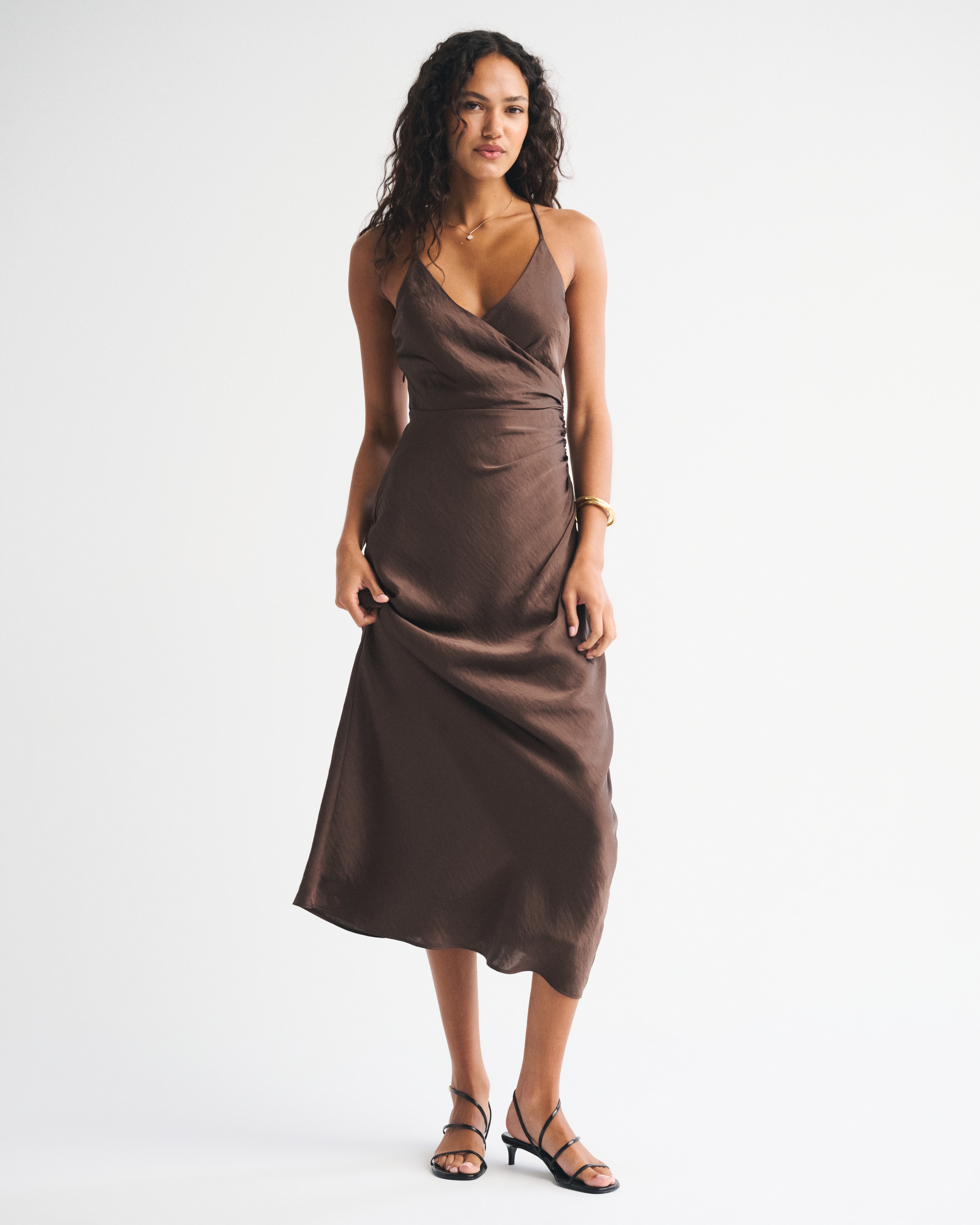 Женские платья Abercrombie & Fitch Hardware Wrap Maxi Dress — фото 2