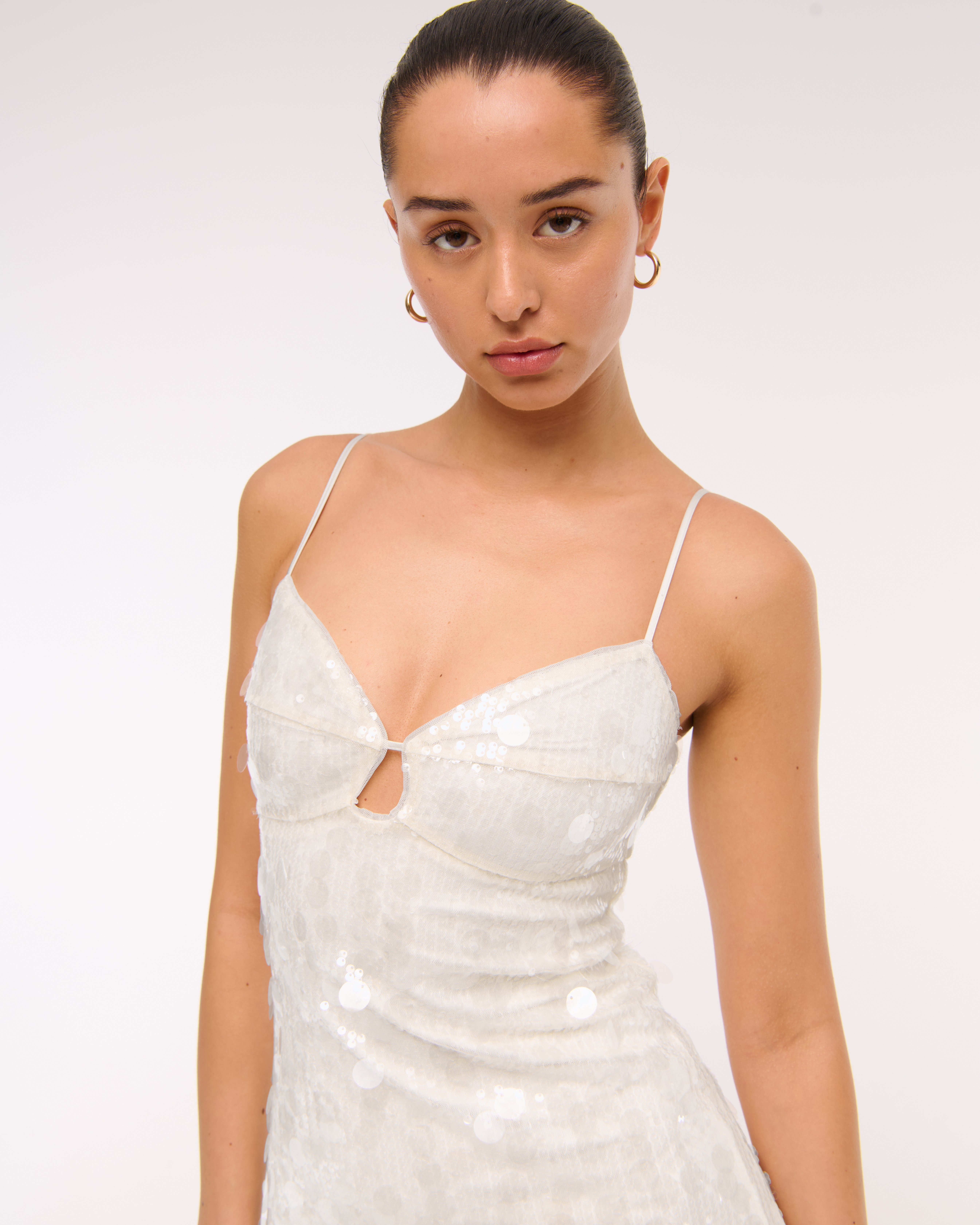 Женские платья Abercrombie & Fitch Sequin Cutout Midi Dress — фото 3