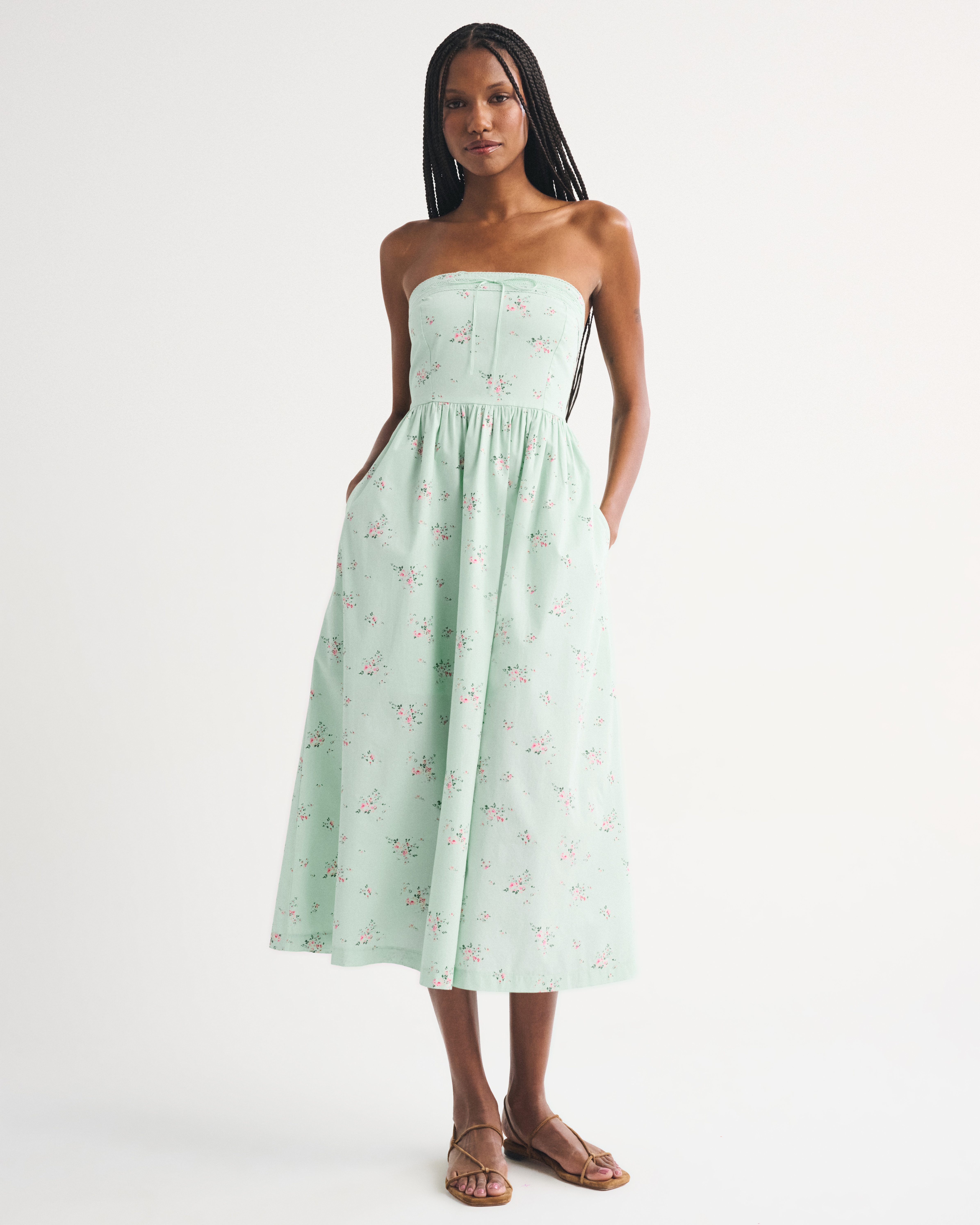 Женское платье Abercrombie & Fitch A&F Emerson Strapless Midi, цвет: Зелёный с принтом — фото 2