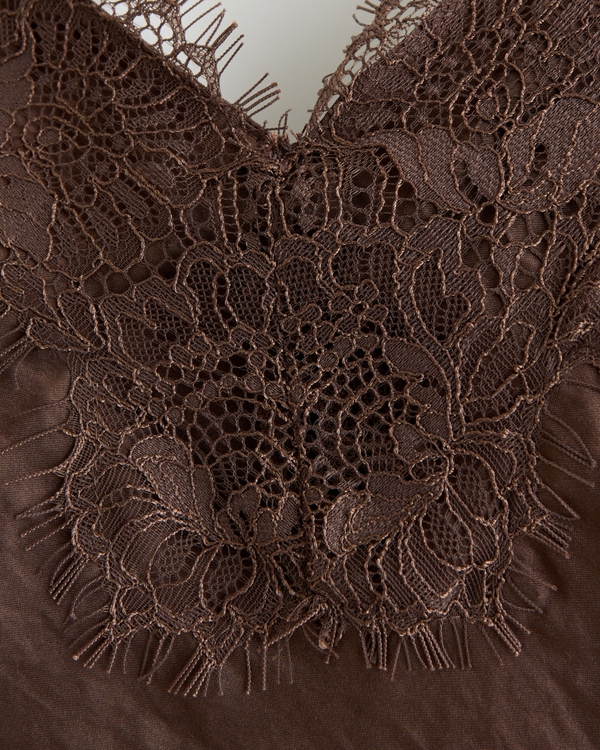 dearly departed lace dress Widow Handkerchief Hem Lace Midi Dress main image 1