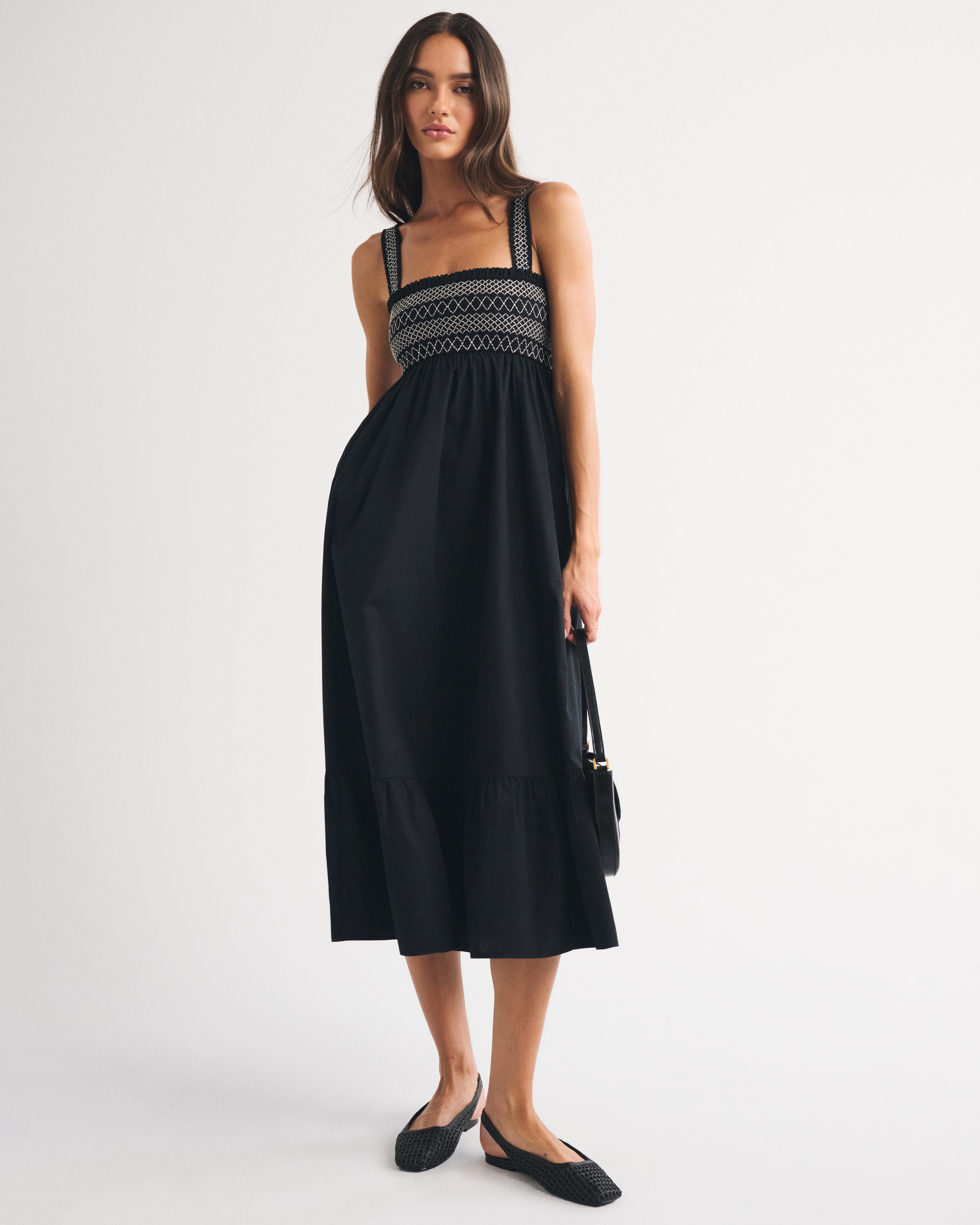 Женские платья Abercrombie & Fitch A&F Sydney Smocked Convertible Midi Dress — фото 2