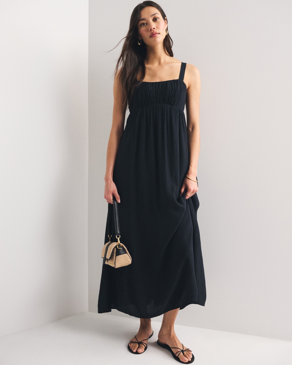 Bra-Free Sweetheart Ruched Flowy Maxi Dress