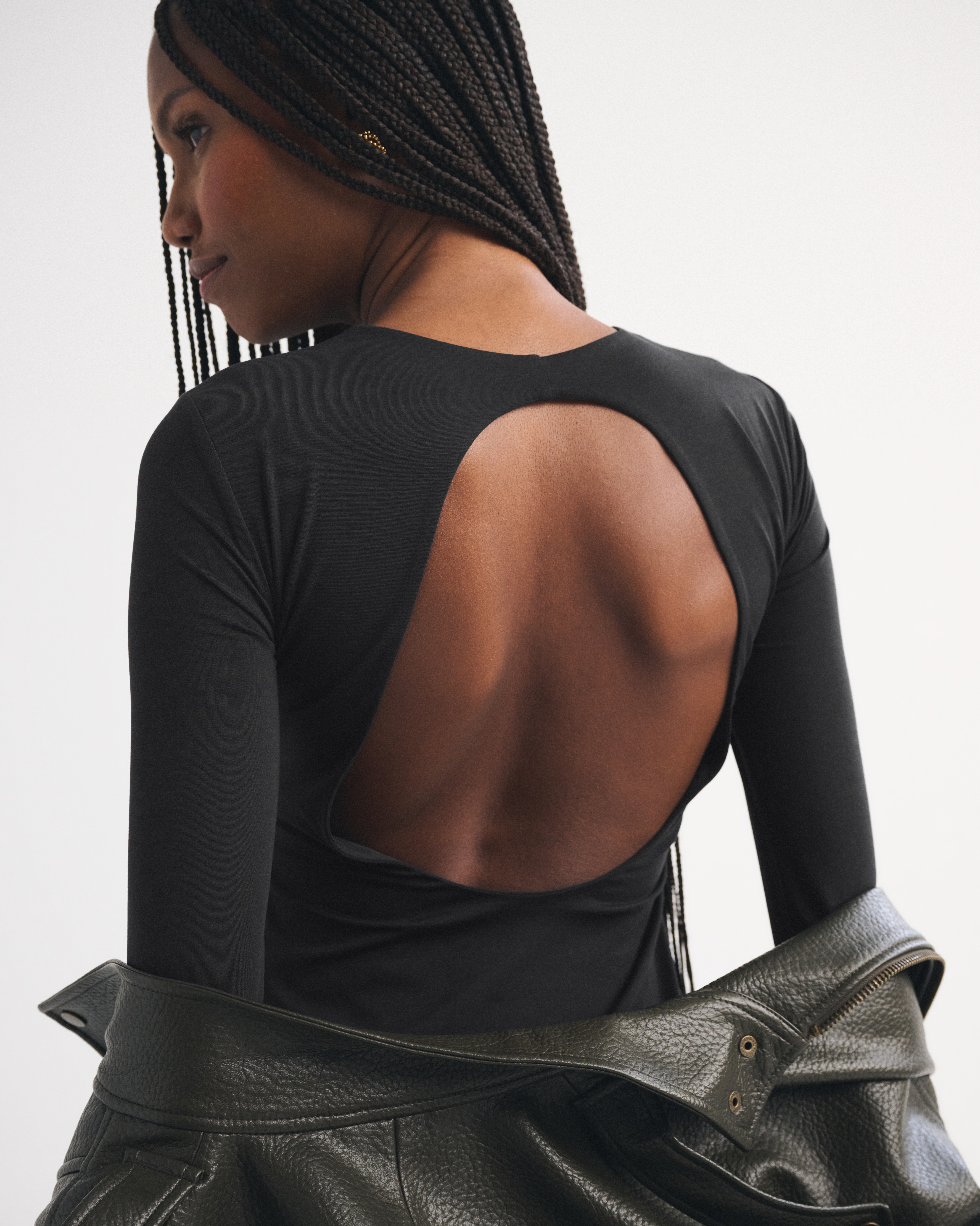 Женское платье Abercrombie & Fitch Bra-Free Open Back Mini, цвет: Чёрный — фото 3