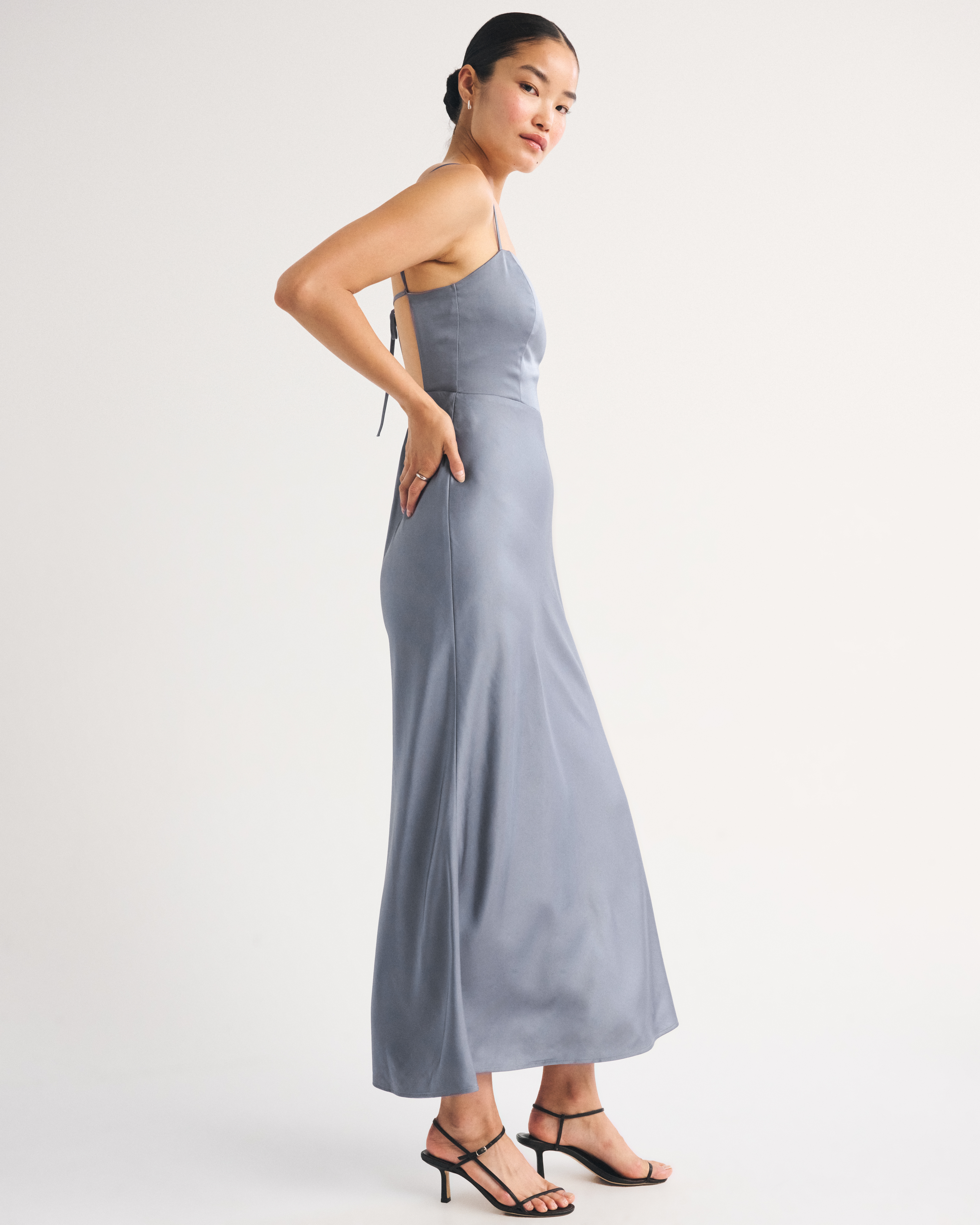 Женские платья Abercrombie & Fitch Open Back Maxi Dress — фото 3