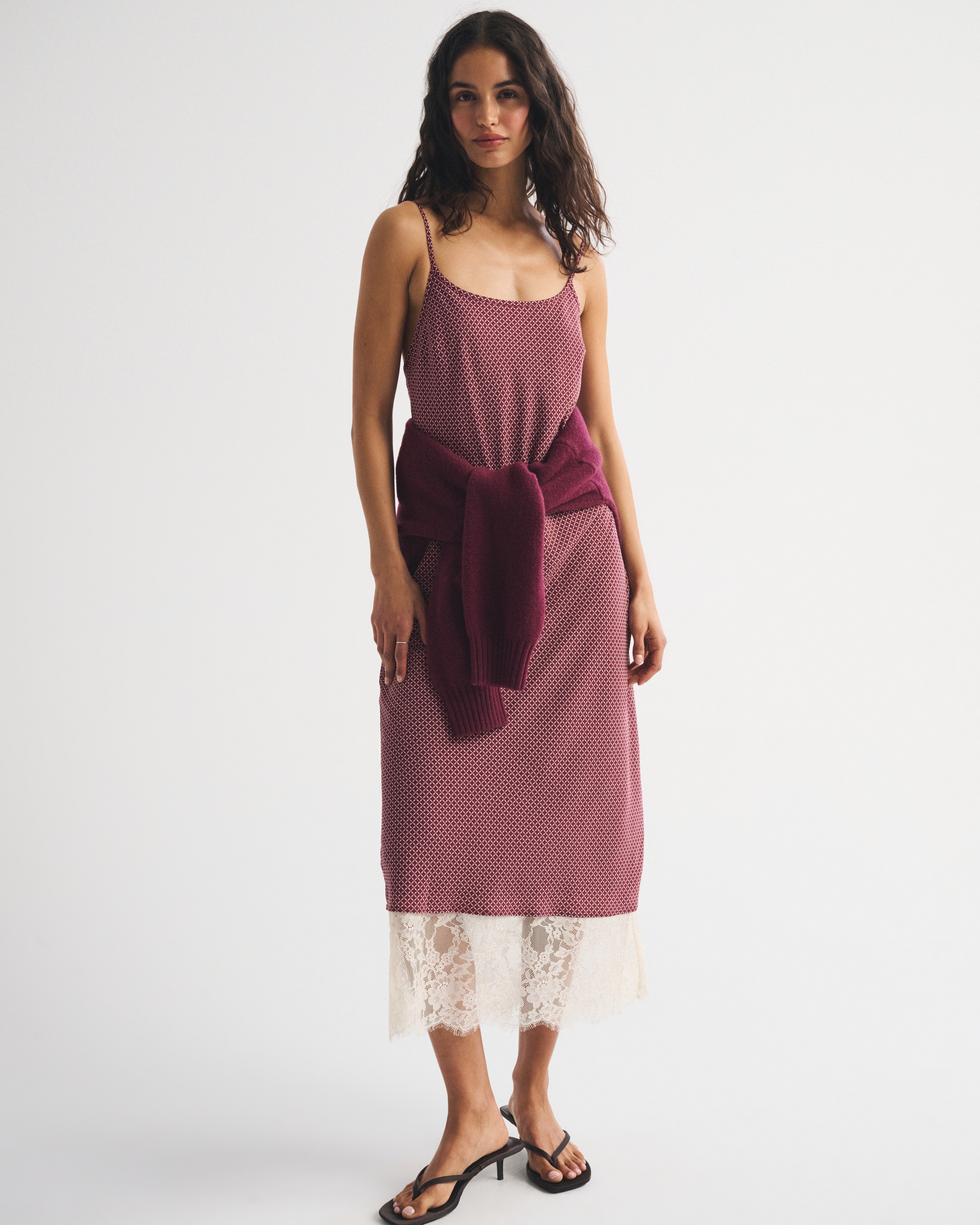 Женские платья Abercrombie & Fitch Lace-Trim Scoopneck Slip Midi Dress — фото 2