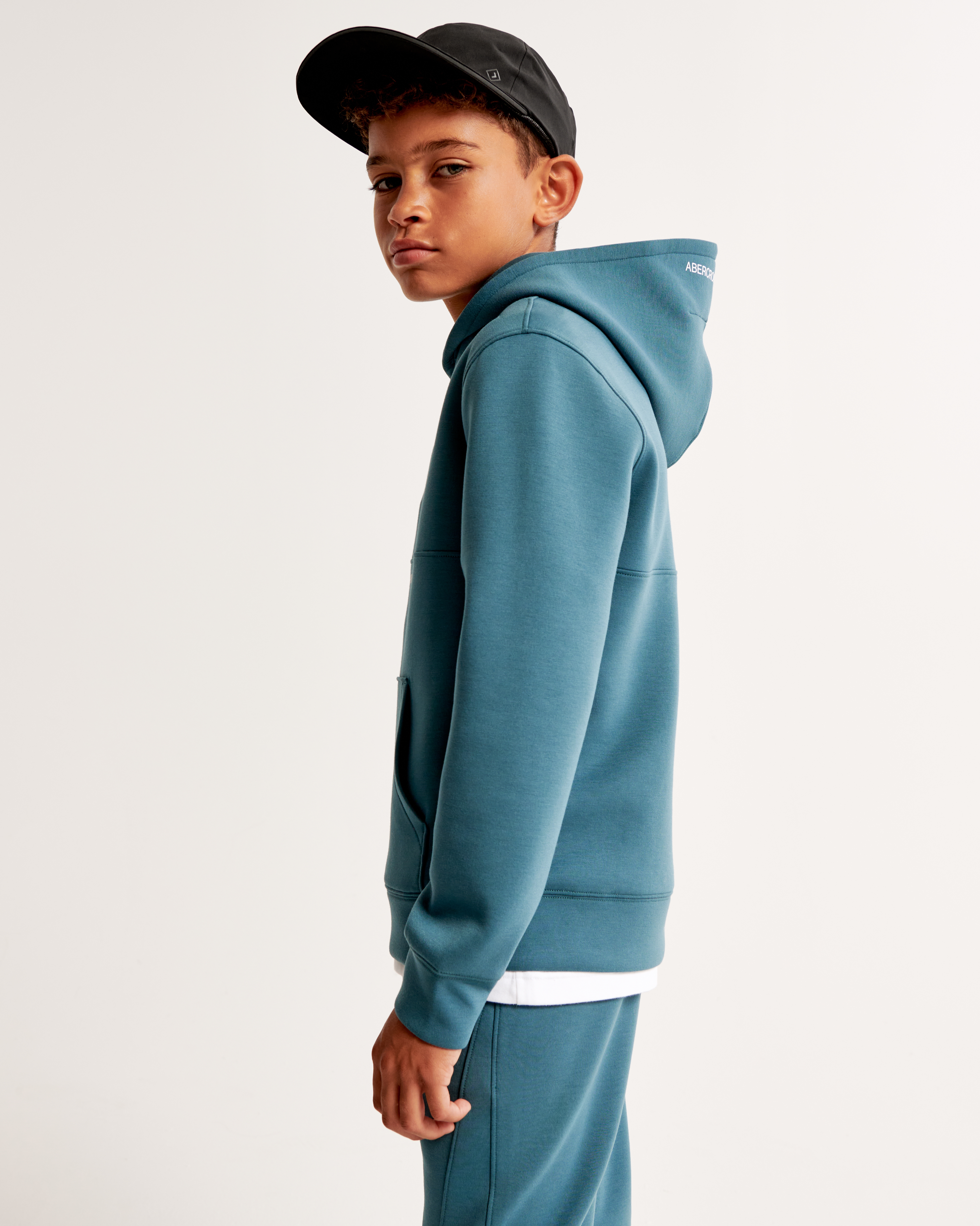 ypb neoknit active logo popover hoodie