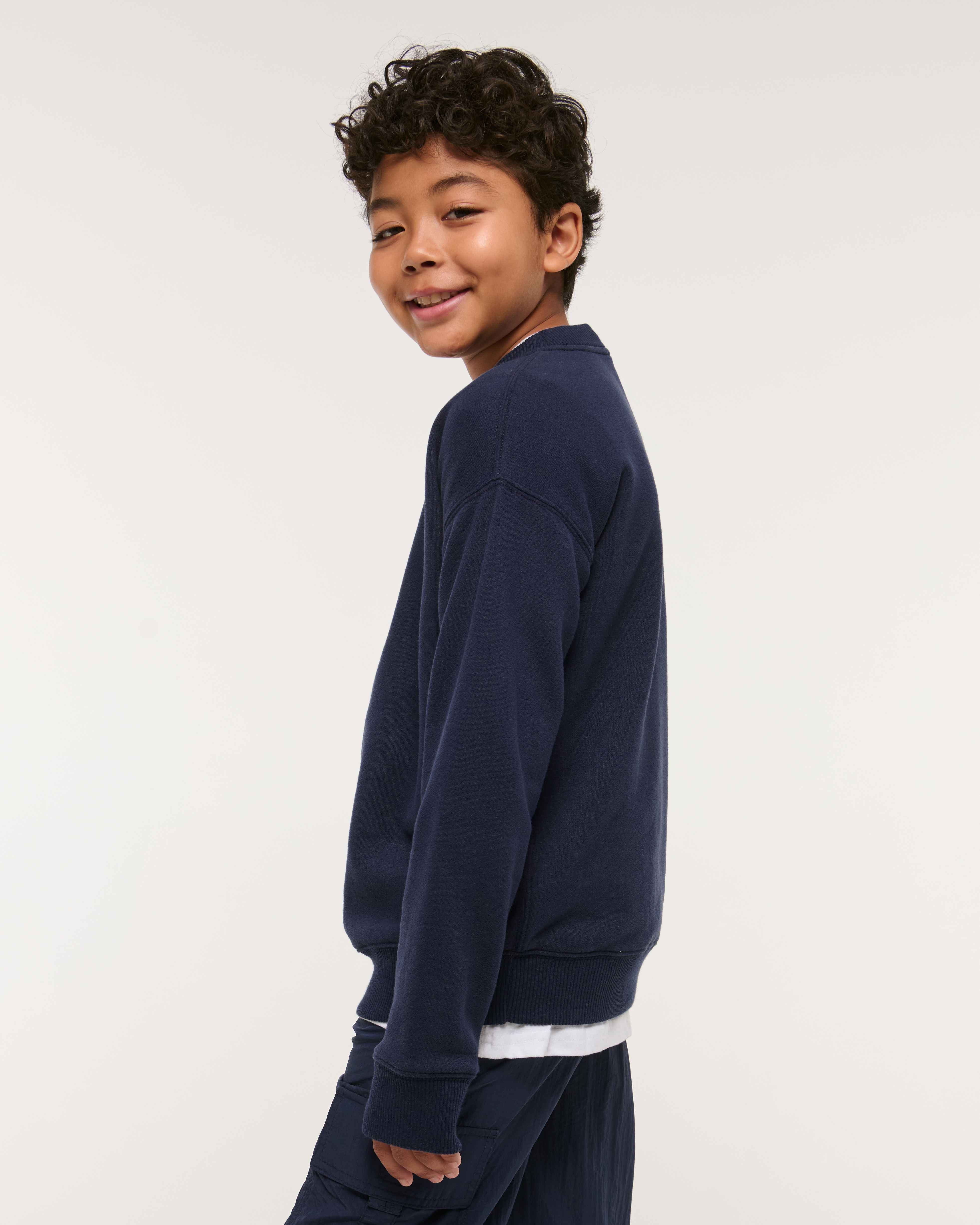 UNDER R BOYS OF SUMMER Crewneck！ boys essential icon crew sweatshirt | boys tops
