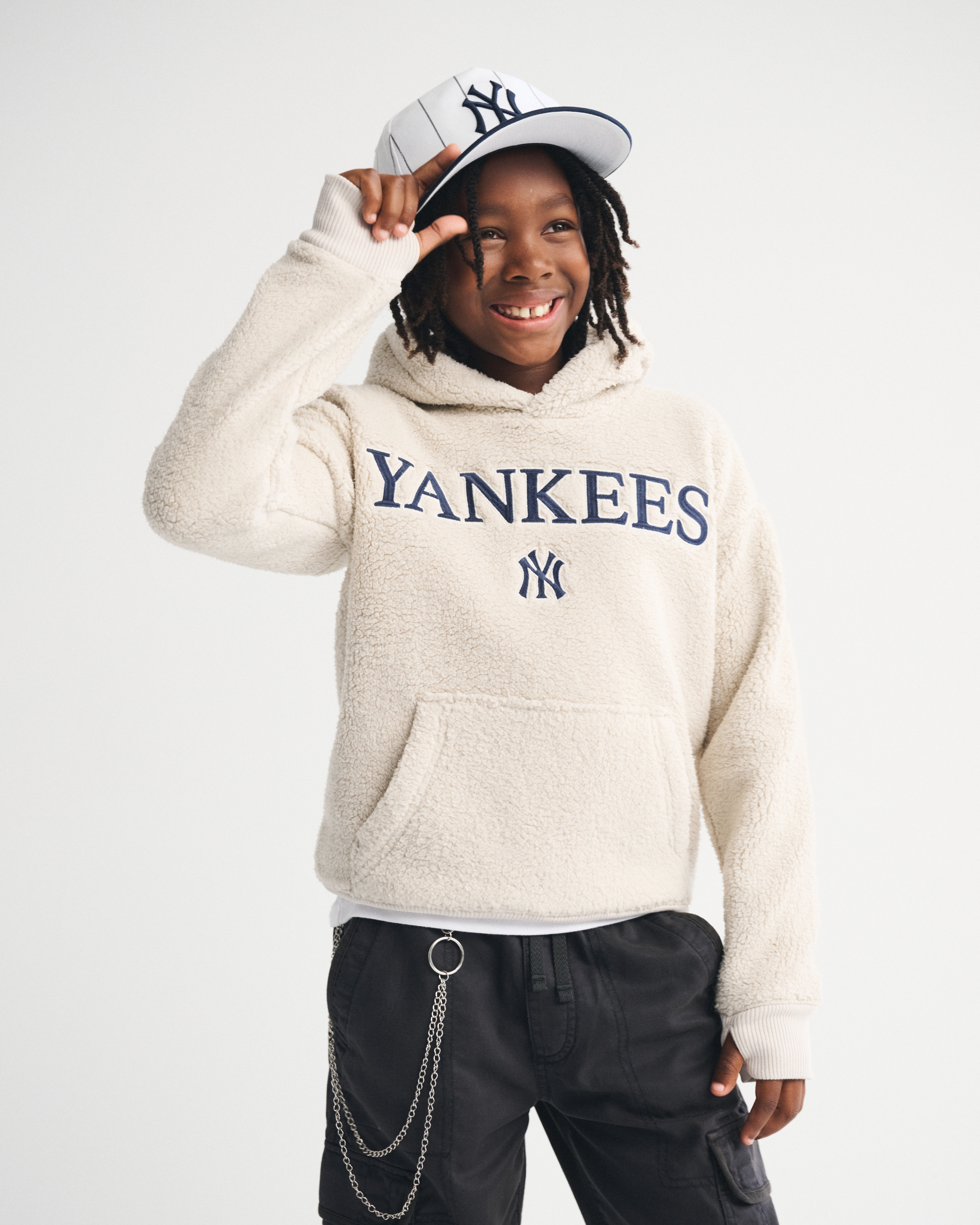 Abercrombie & Fitch Kids' New York Yankees Graphic Sherpa Popover Hoodie In White