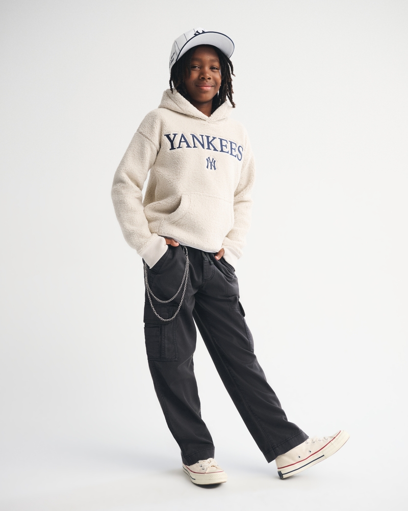 new york yankees graphic sherpa popover hoodie
