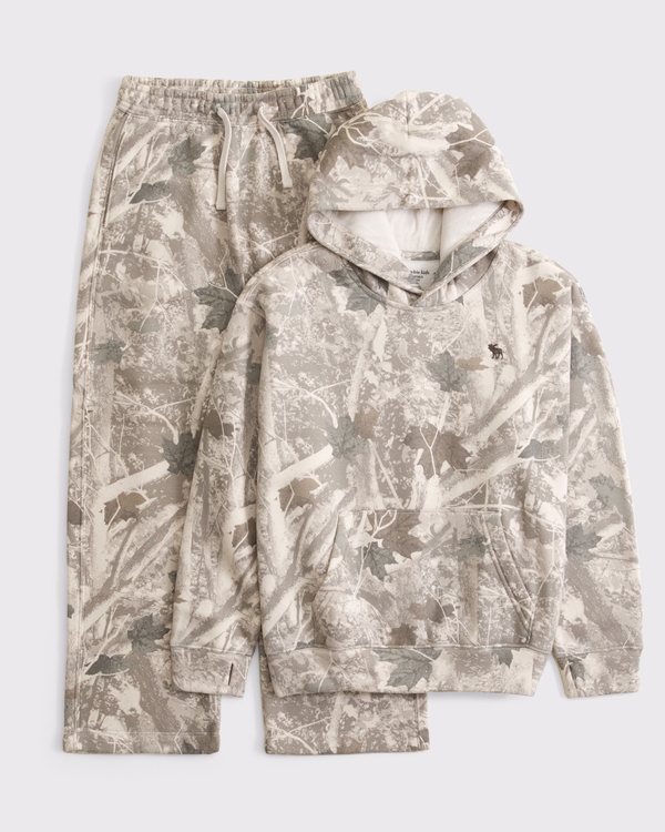 essential icon hoodie and open-hem sweatpant set, Camo view 1