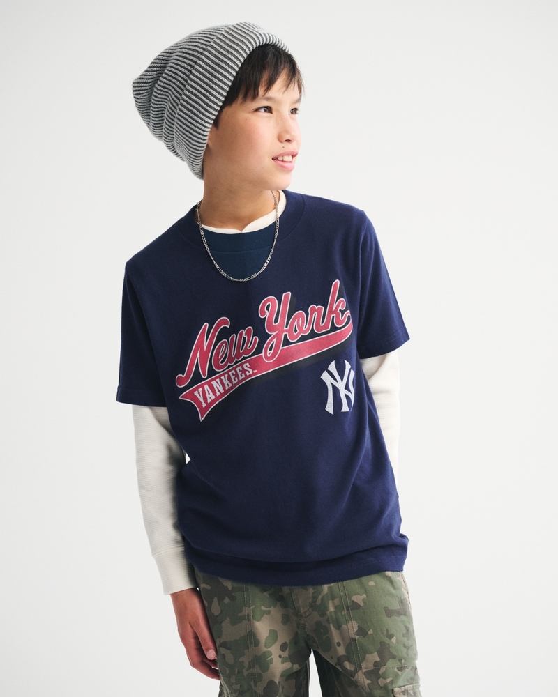 new york yankees graphic tee