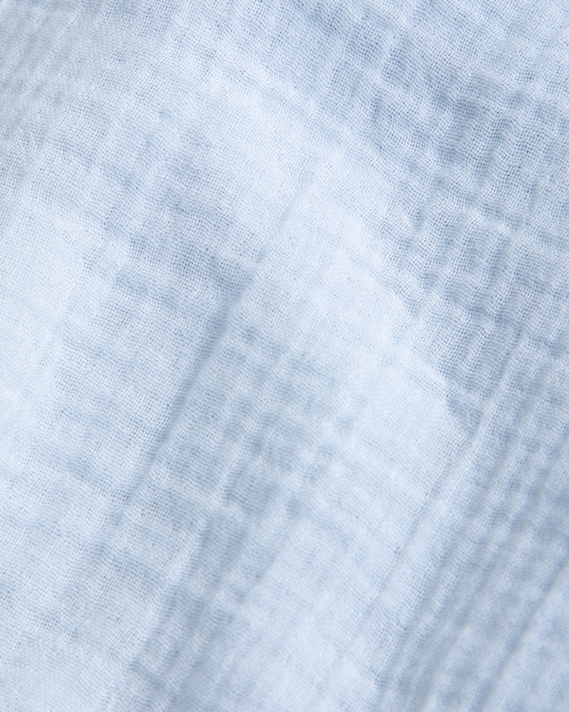 resort short-sleeve gauzy shirt