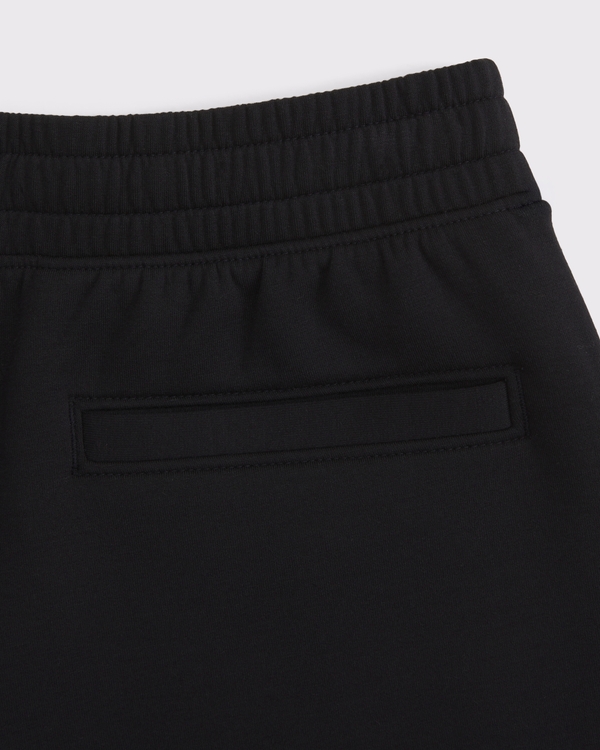 ypb neoknit logo short, Black view 2