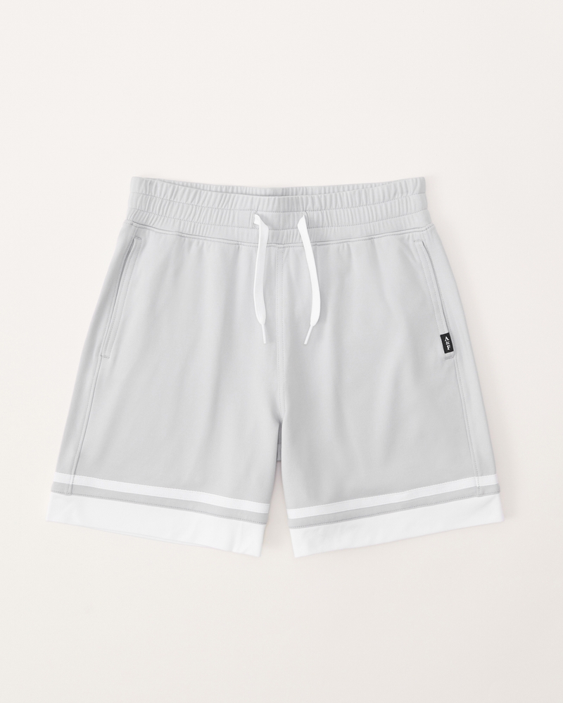 pantaloncini della tuta