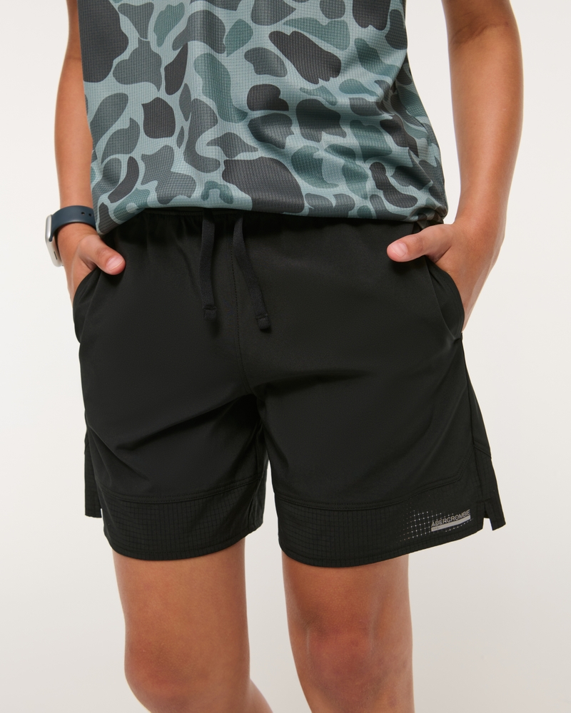 ypb motiontek training shorts