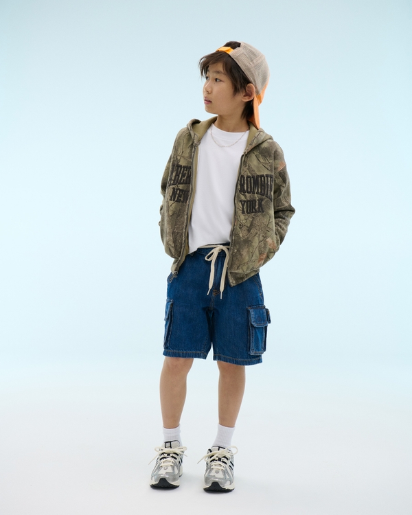 denim short, Medium Wash view 1
