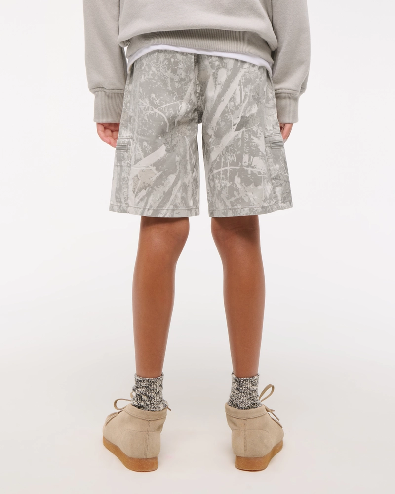 utility skate shorts