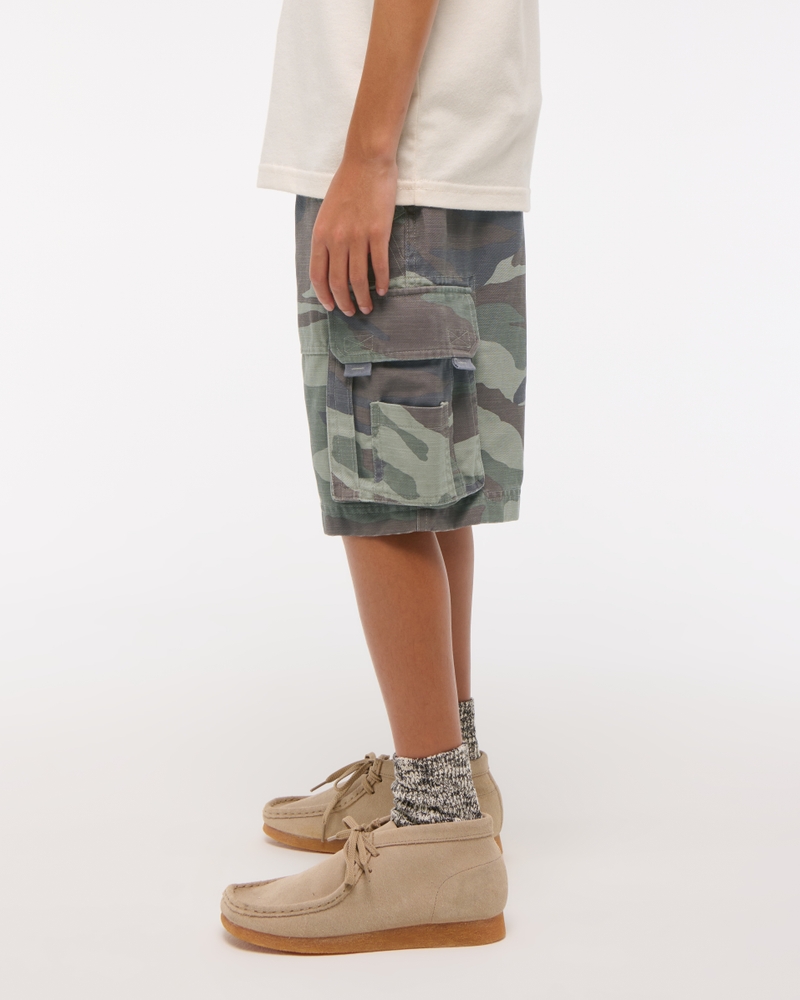pull-on cargo shorts