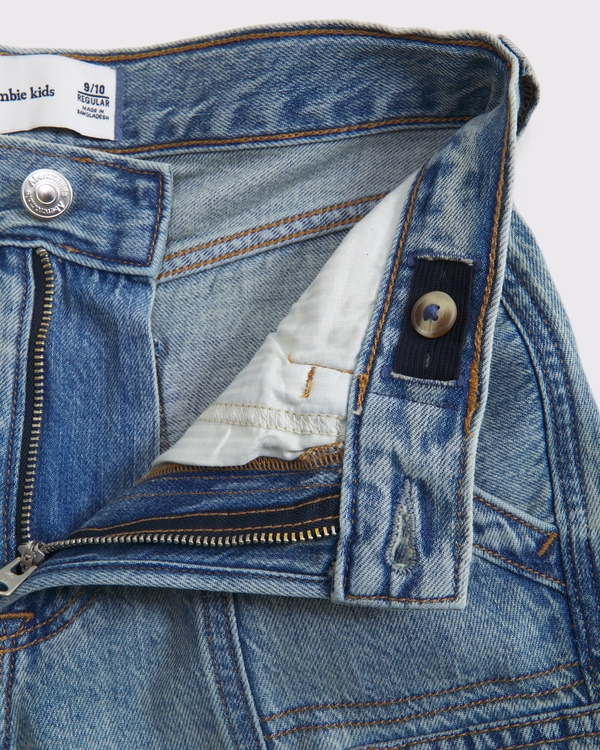 at-the-knee cargo jorts