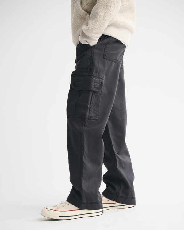 baggy cargo pants