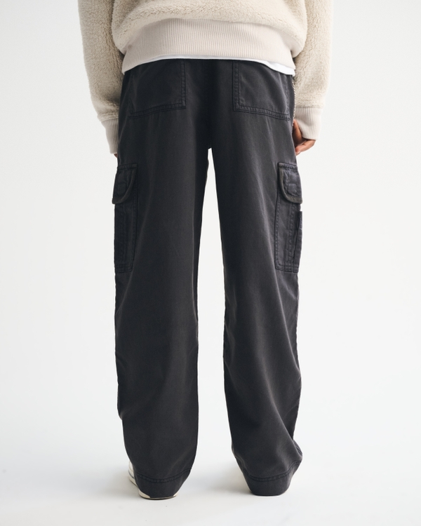 baggy cargo pants