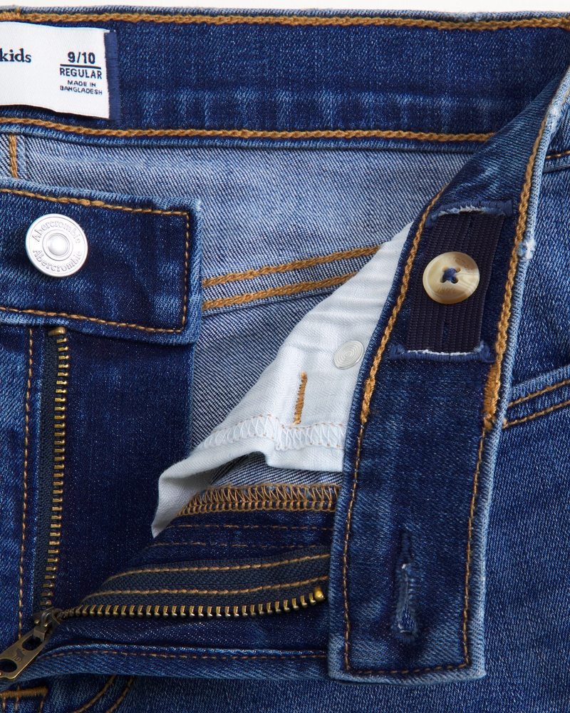 straight jeans