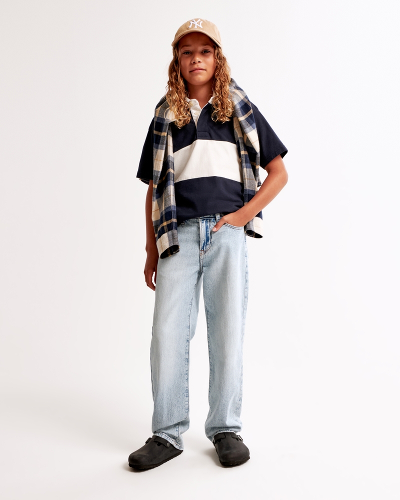 lightweight baggy jeans