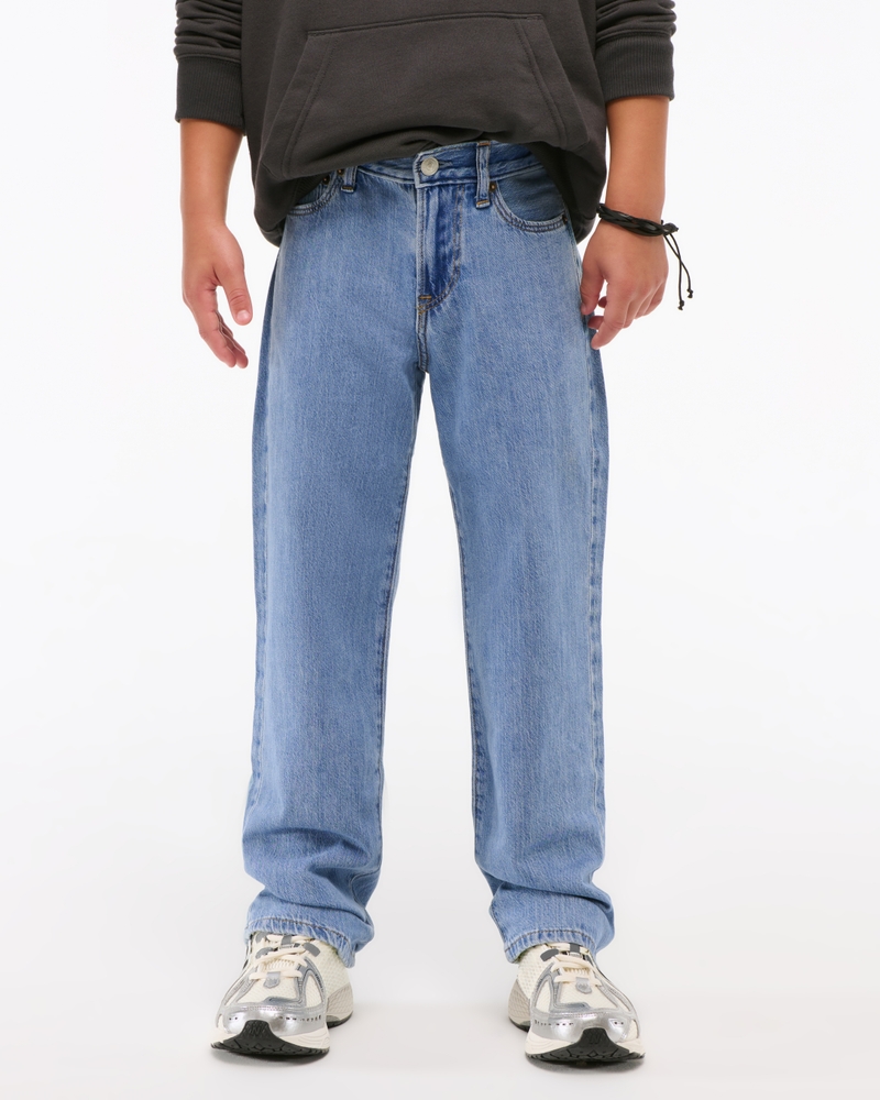 lightweight baggy jeans