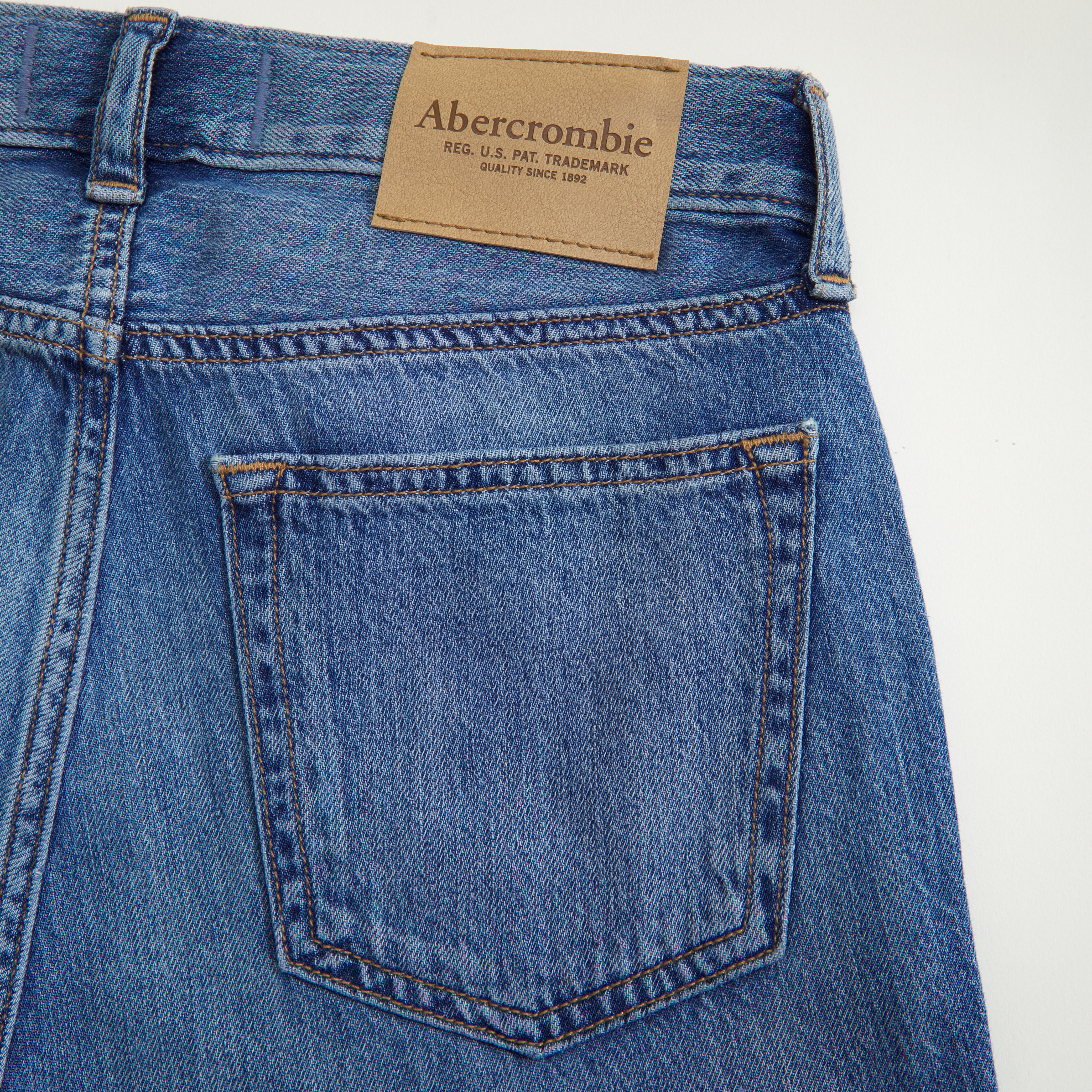 Abercrombie & Fitch Lightweight Baggy Jeans In Blue