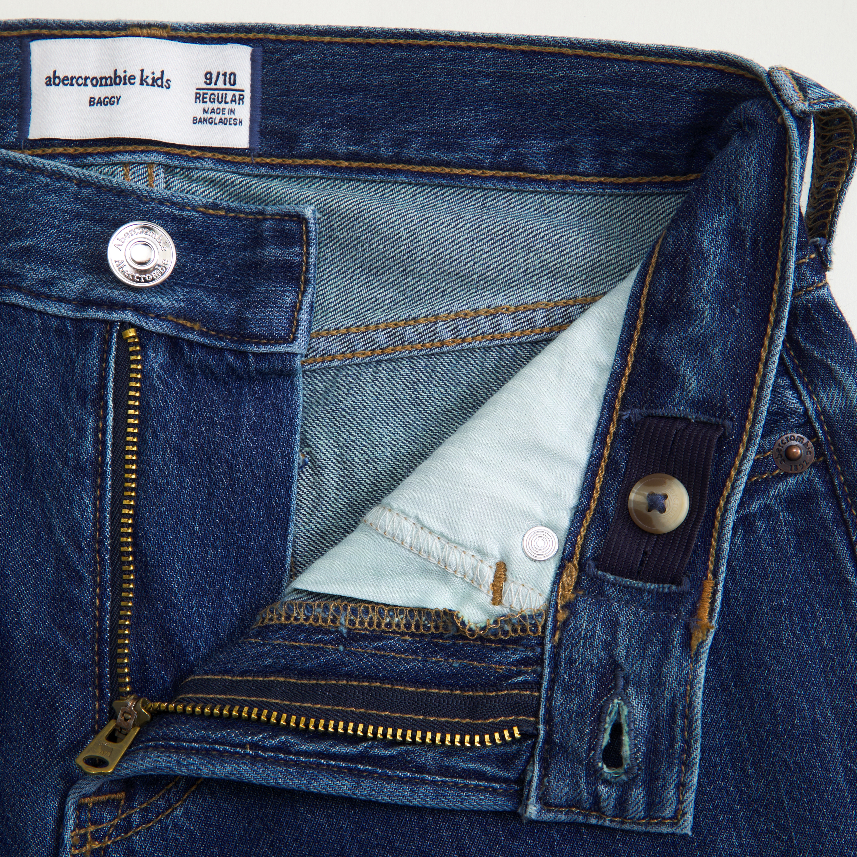 Abercrombie & Fitch Lightweight Baggy Jeans In Blue