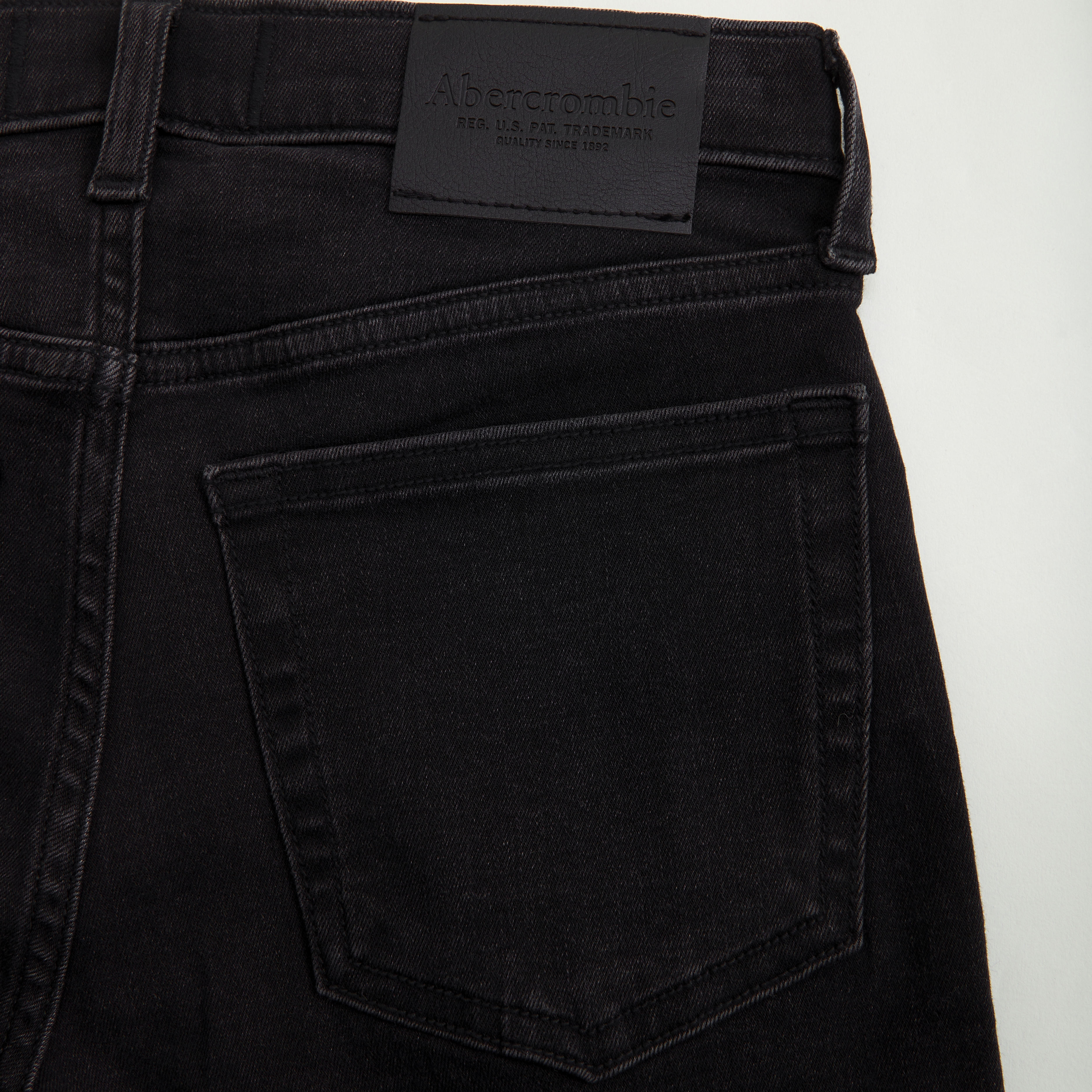 Abercrombie & Fitch Straight Jeans In Black