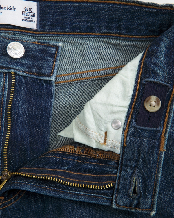 lightweight baggy jeans