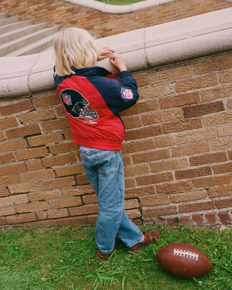 nfl graphic windbreaker