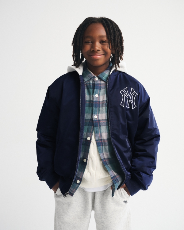 new york yankees hooded bomber jacket