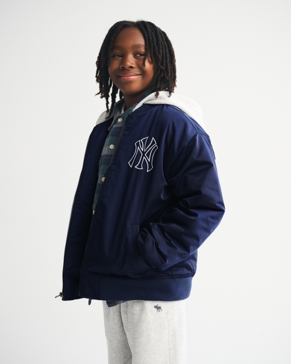 new york yankees hooded bomber jacket