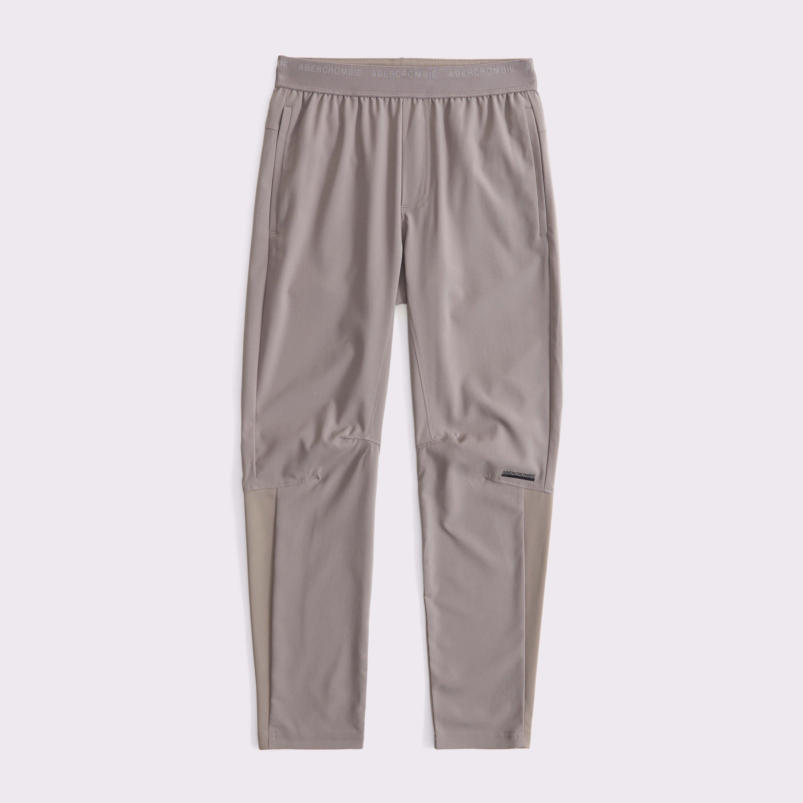 パンツ clesste ACTIVE CITY STORAGE TAPEREDPANTS SOLOTEX® ACTIVE CITY STORAGE TAPERED PANTS