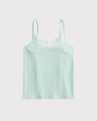 top de tirantes con ribete de encaje y cuello en V