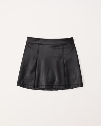 White skater skirt 2025 7 little words