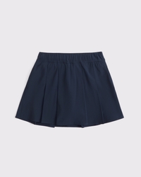 uniform traveler pleated skort