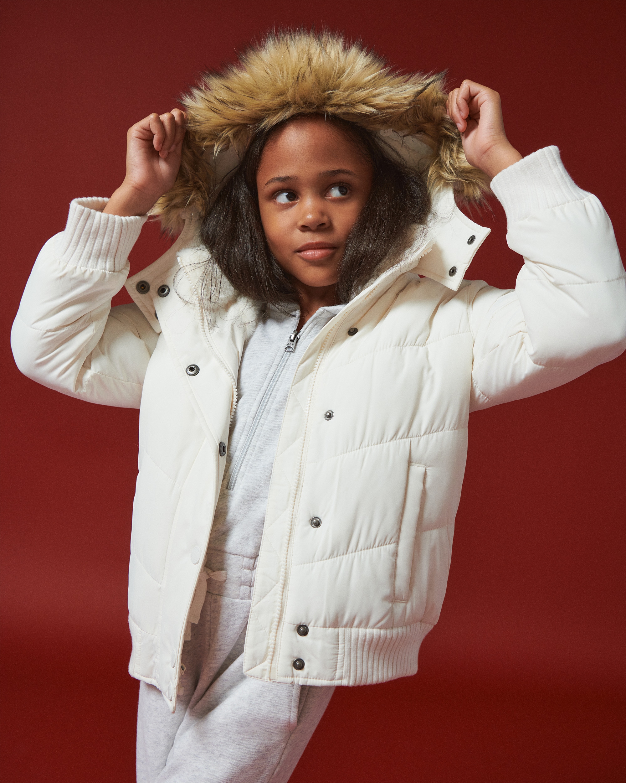 Puffer jacket with fur best sale hood white