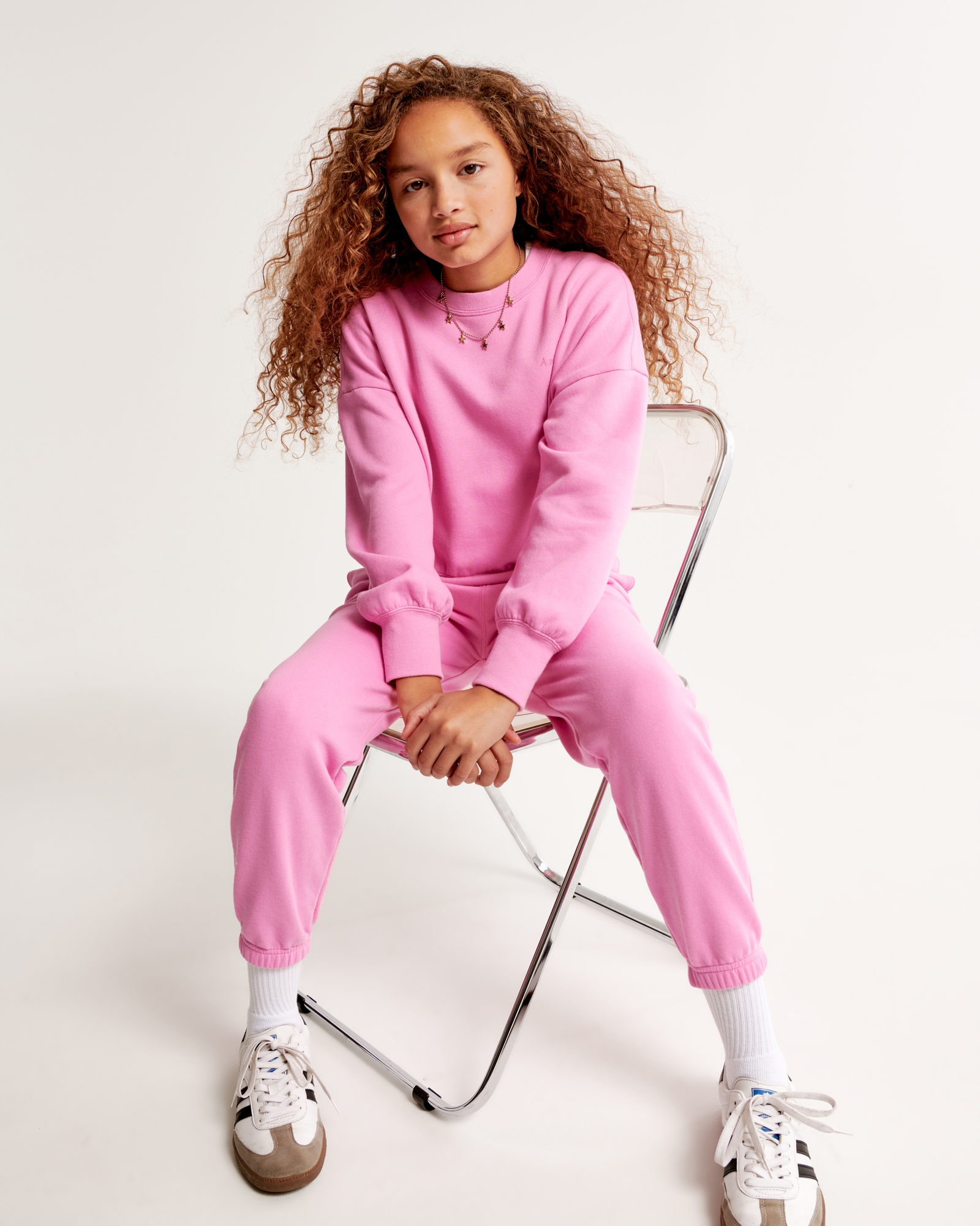 Abercrombie Kids Pink Sweat Pants w/Green Logo - Girls Size M (10
