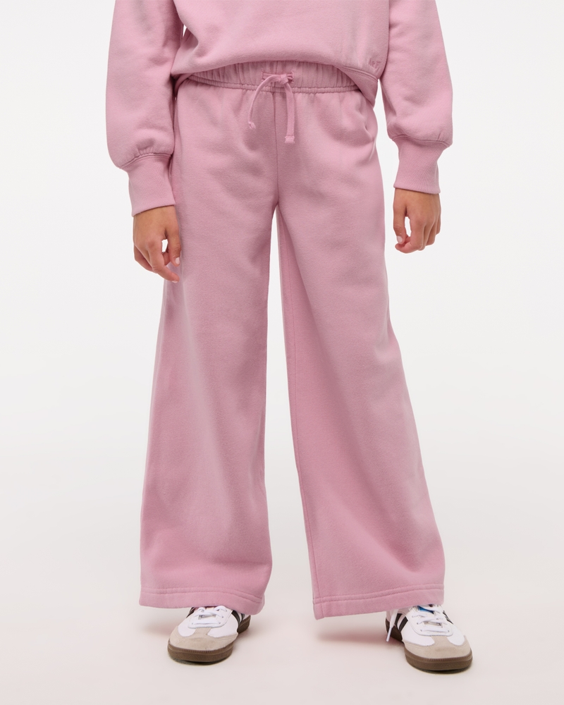 low rise baggy sweatpants