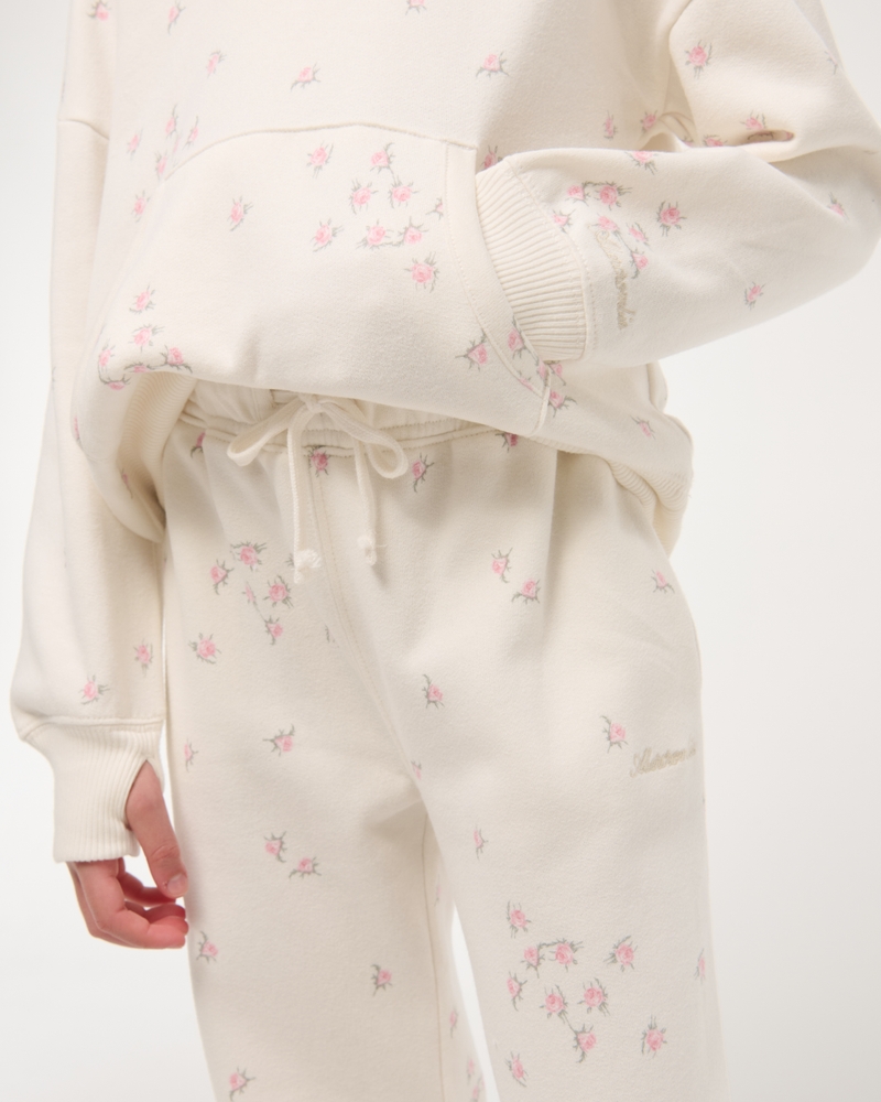 essential wide leg sweatpants