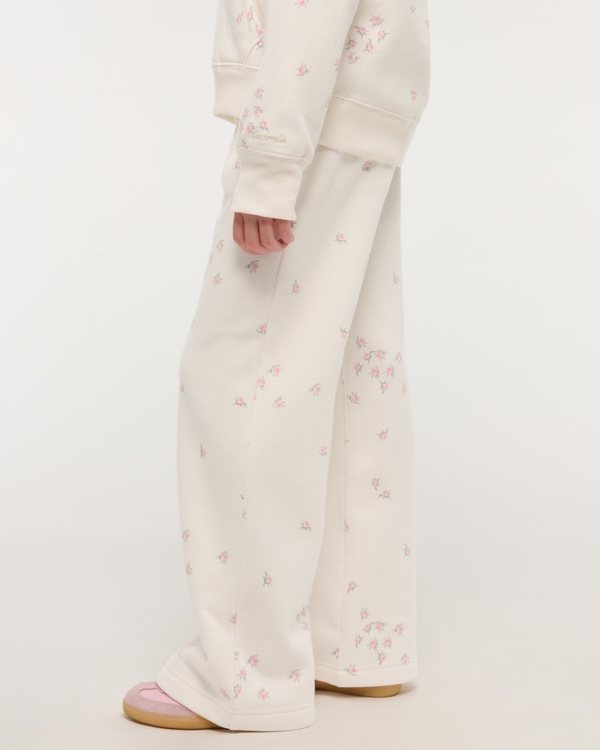 essential wide leg sweatpants