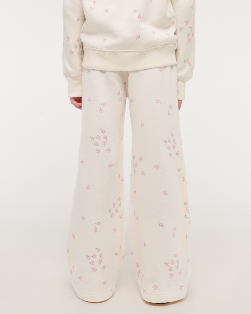 essential wide leg sweatpants