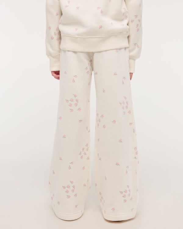 essential wide leg sweatpants