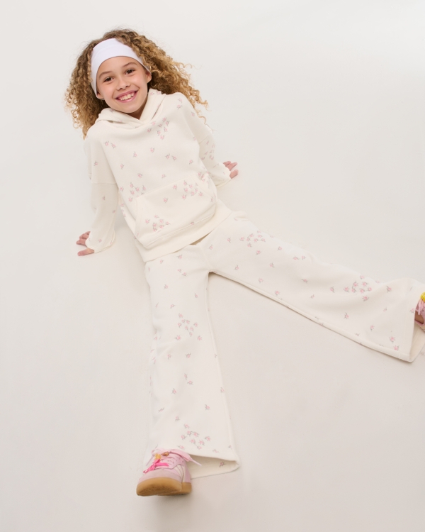 essential wide leg sweatpants